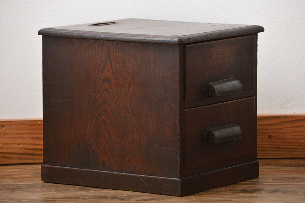 アンティーク家具　和製アンティーク　仕掛け付き古い木製小引き出し