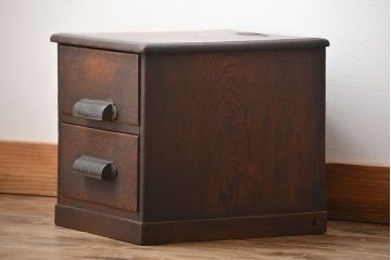 アンティーク家具　和製アンティーク　仕掛け付き古い木製小引き出し