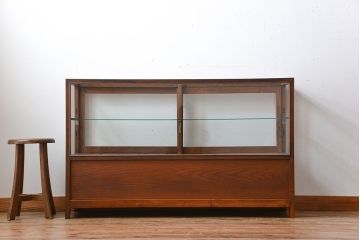 レトロ家具　昭和レトロ　4杯引き出し付き!アンティーク脚付きガラスケース