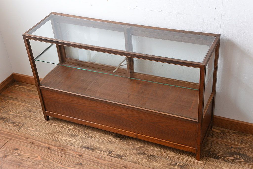 レトロ家具　昭和レトロ　4杯引き出し付き!アンティーク脚付きガラスケース