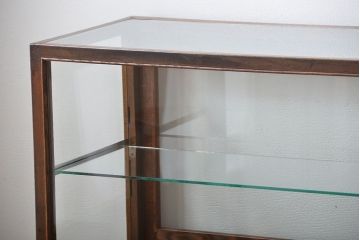 レトロ家具　昭和レトロ　4杯引き出し付き!アンティーク脚付きガラスケース