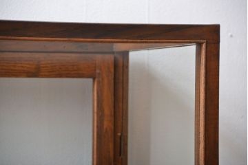 レトロ家具　昭和レトロ　4杯引き出し付き!アンティーク脚付きガラスケース