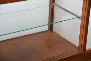 レトロ家具　昭和レトロ　4杯引き出し付き!アンティーク脚付きガラスケース