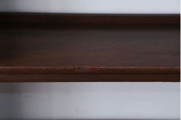 アンティーク家具　和製アンティーク　古い木のシンプルな本棚(飾り棚)