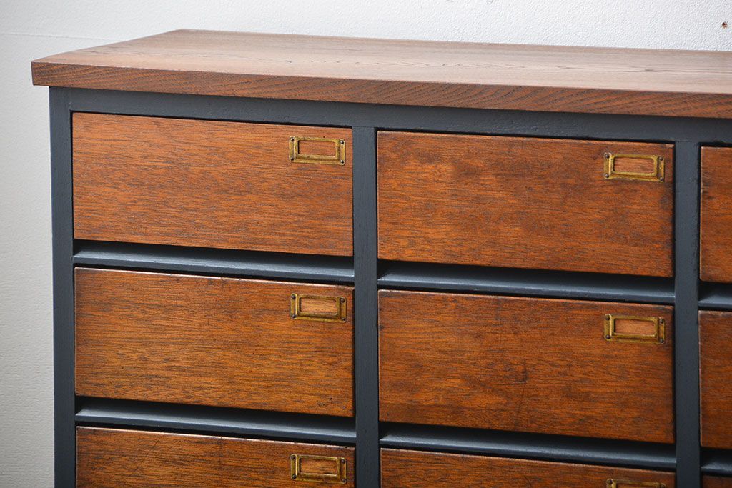 アンティーク家具　アンティーク　ネームプレート付き!ペイント薄型引き出し収納