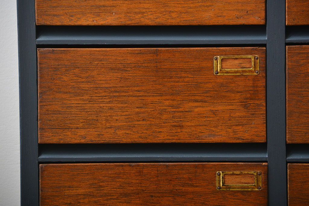 アンティーク家具　アンティーク　ネームプレート付き!ペイント薄型引き出し収納