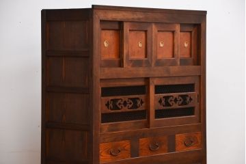 アンティーク家具　和製アンティーク　欅材と檜材の上品な重ね水屋箪笥