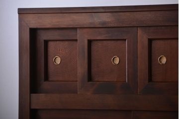 アンティーク家具　和製アンティーク　欅材と檜材の上品な重ね水屋箪笥