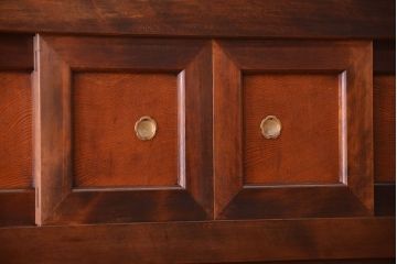 アンティーク家具　和製アンティーク　欅材と檜材の上品な重ね水屋箪笥