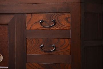 アンティーク家具　和製アンティーク　欅材と檜材の上品な重ね水屋箪笥