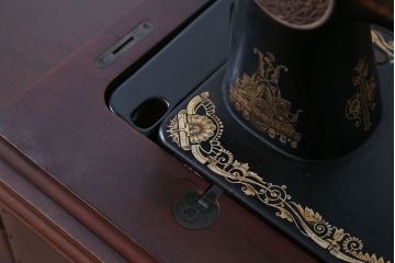 アンティーク雑貨　アンティーク　お洒落なシンガー足踏みミシン(シンガーミシン)