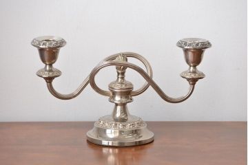 アンティーク雑貨　イギリスアンティーク　シルバープレート製キャンドルスタンド
