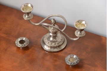 アンティーク雑貨　イギリスアンティーク　シルバープレート製キャンドルスタンド
