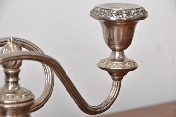 アンティーク雑貨　イギリスアンティーク　シルバープレート製キャンドルスタンド