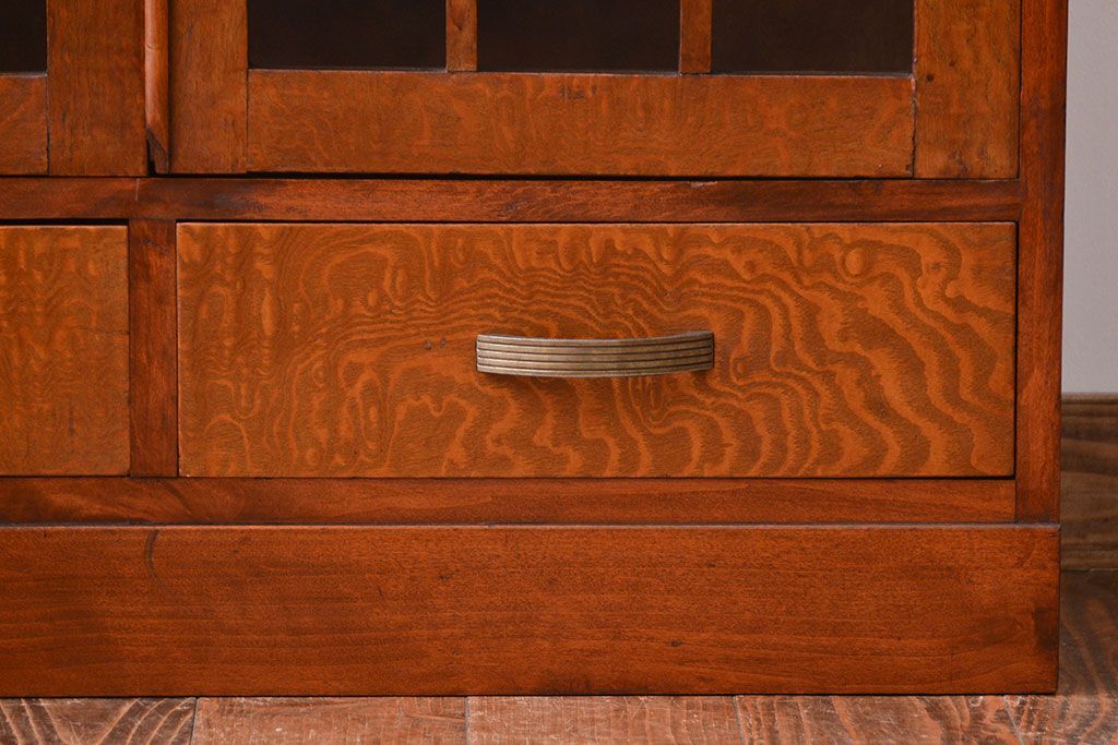 レトロ家具　昭和レトロ　飾り棚付き!お洒落な古い木製の本箱