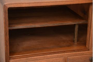 レトロ家具　昭和レトロ　鉄脚付き!結霜ガラス引き戸のアンティークローボード