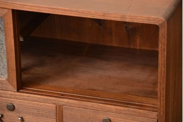 レトロ家具　昭和レトロ　鉄脚付き!結霜ガラス引き戸のアンティークローボード