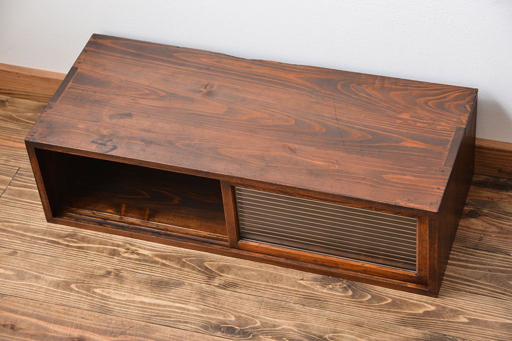 アンティーク家具　和製アンティーク　前面欅材!モールガラス引き戸の小さなローボード