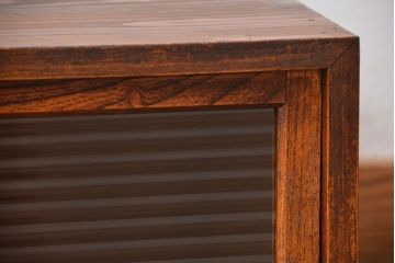 アンティーク家具　和製アンティーク　前面欅材!モールガラス引き戸の小さなローボード