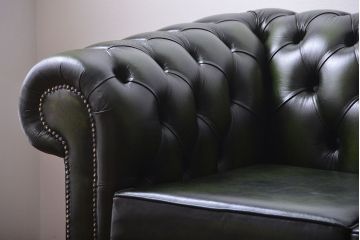 アンティーク家具　イギリスアンティーク　本革のチェスターフィールドソファ(2)