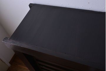 アンティーク家具　六尺　古民具・骨董　横桟引き戸の大きな木製アンティーク収納棚(水屋箪笥)