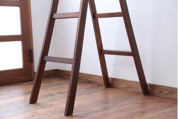 アンティーク雑貨　和製アンティーク　古い木製のステップラダー(梯子・脚立)