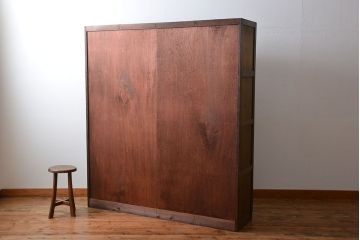 レトロ家具　和製アンティーク　レトロな古い木製の大きなロッカー(マス目棚)