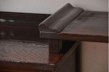 アンティーク家具　和製アンティーク　研ぎ出し木目が美しい高級飾り棚