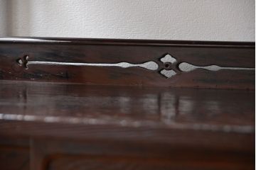 アンティーク家具　和製アンティーク　研ぎ出し木目が美しい高級飾り棚