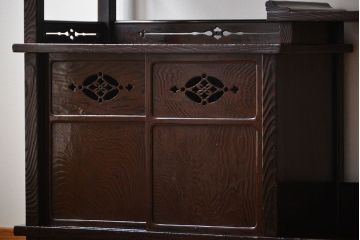 アンティーク家具　和製アンティーク　研ぎ出し木目が美しい高級飾り棚