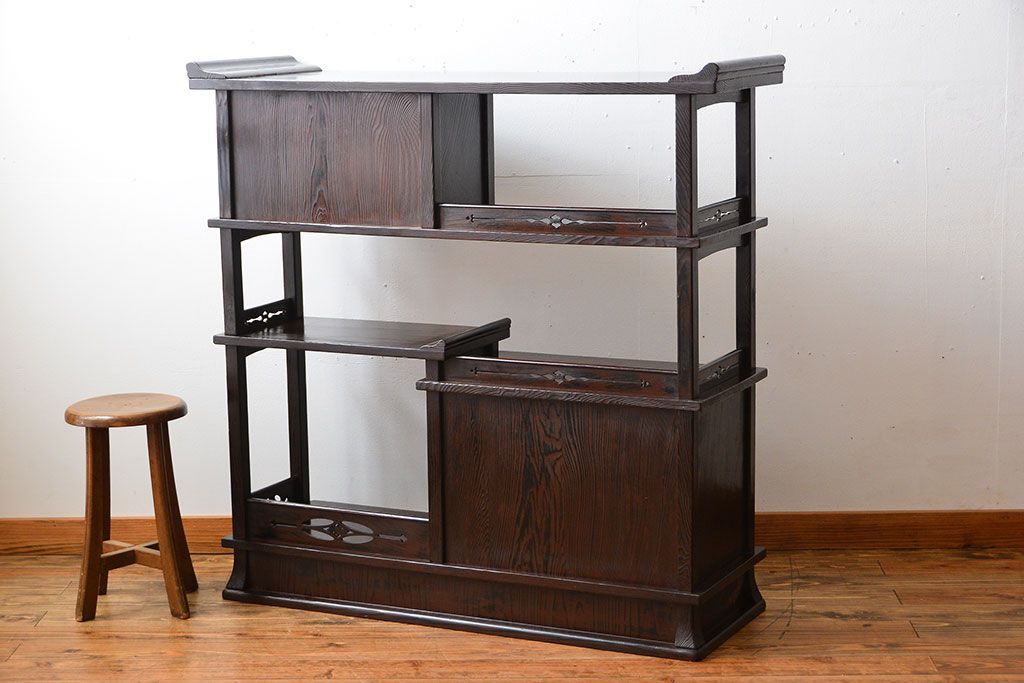 アンティーク家具　和製アンティーク　研ぎ出し木目が美しい高級飾り棚