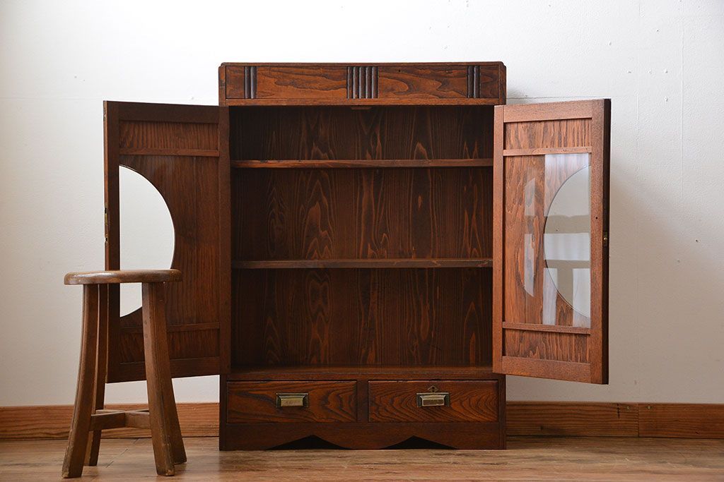 アンティーク家具　和製アンティーク　丸窓付き和風でモダンな本箱