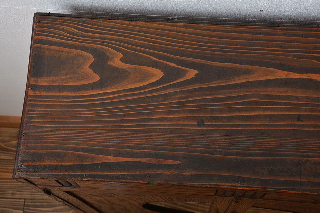 アンティーク家具　和製アンティーク　丸窓付き和風でモダンな本箱