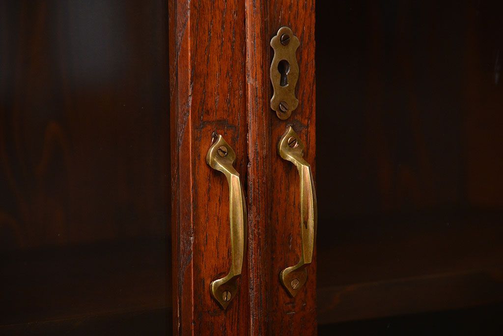 アンティーク家具　和製アンティーク　丸窓付き和風でモダンな本箱