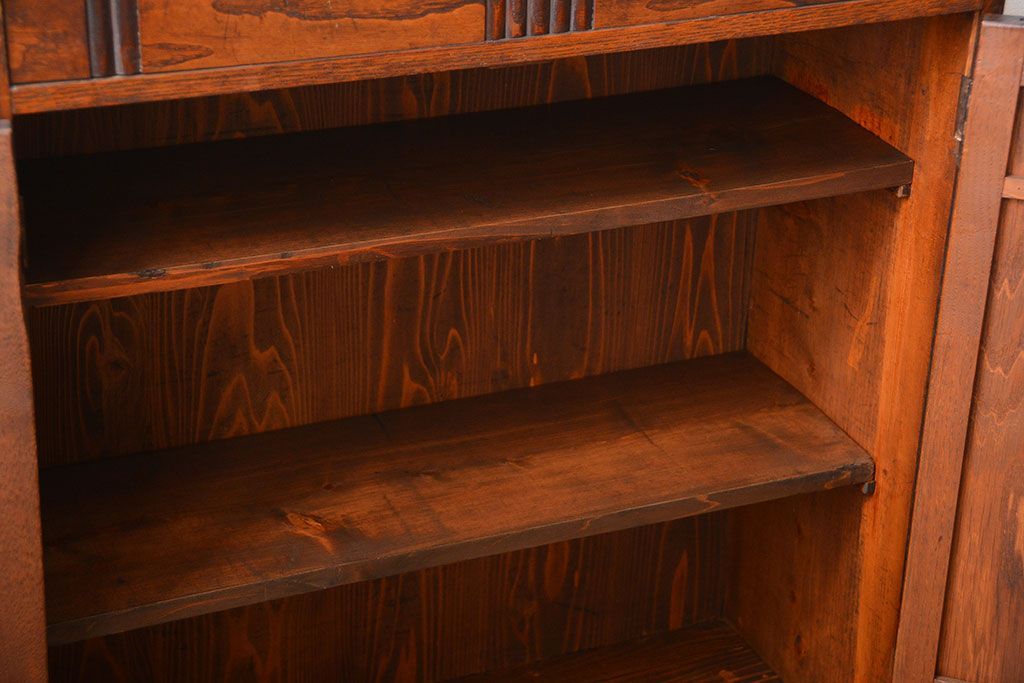 アンティーク家具　和製アンティーク　丸窓付き和風でモダンな本箱