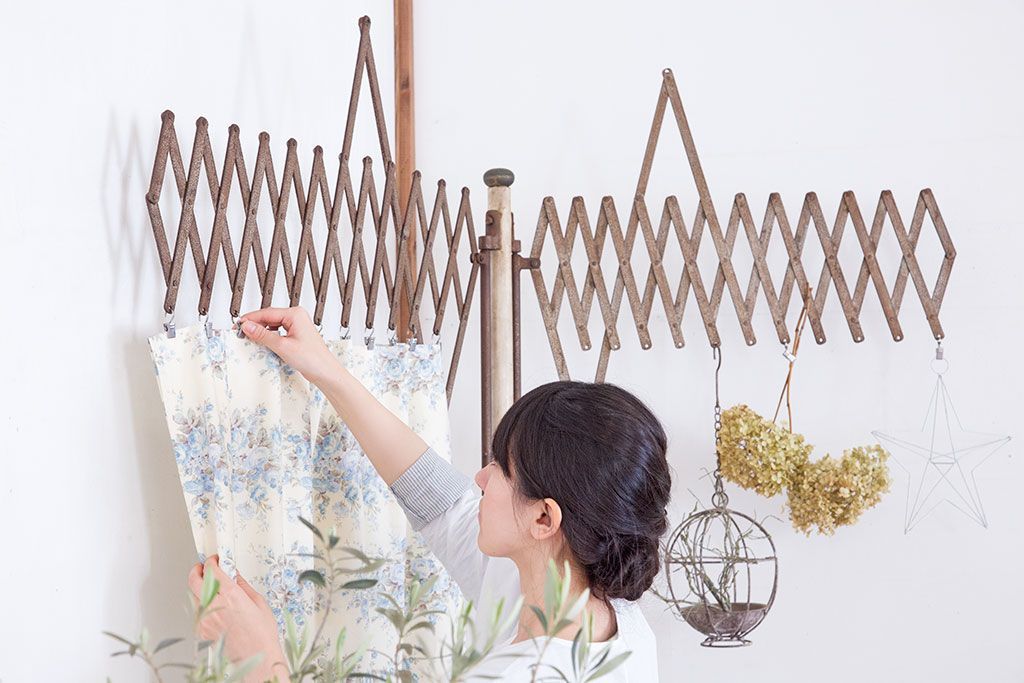 アンティーク雑貨　昭和レトロ　キャスター付き!アンティークアイアンパーテーション