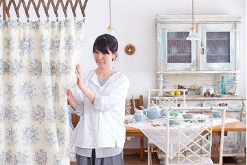 アンティーク雑貨　昭和レトロ　キャスター付き!アンティークアイアンパーテーション