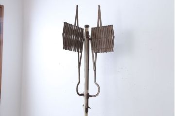 アンティーク雑貨　昭和レトロ　キャスター付き!アンティークアイアンパーテーション