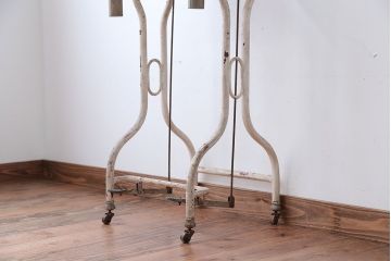 アンティーク雑貨　昭和レトロ　古いアイアン製アンティーク消毒ケース