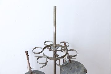 アンティーク雑貨　昭和レトロ　古いアイアン製アンティーク消毒ケース