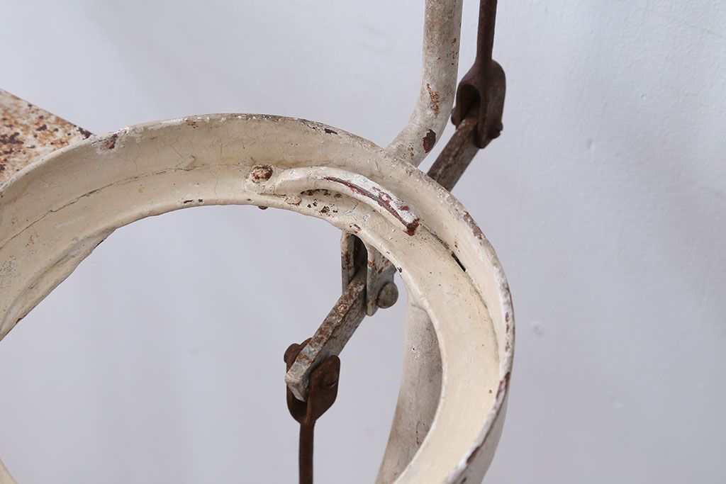 アンティーク雑貨　昭和レトロ　古いアイアン製アンティーク消毒ケース