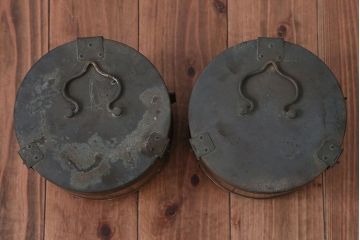 アンティーク雑貨　昭和レトロ　古いアイアン製アンティーク消毒ケース