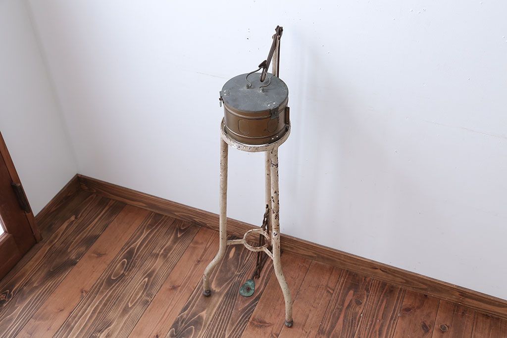 アンティーク雑貨　昭和レトロ　古いアイアン製アンティーク消毒ケース(2)