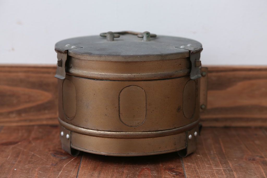 アンティーク雑貨　昭和レトロ　古いアイアン製アンティーク消毒ケース(2)