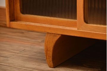レトロ家具　昭和レトロ　モールガラス引き戸の小ぶりなローボード