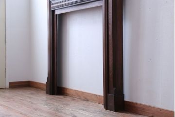 アンティーク雑貨　イギリスアンティーク　古いオーク材のおしゃれなマントルピース