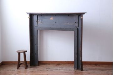 アンティーク雑貨　イギリスアンティーク　古いオーク材のおしゃれなマントルピース