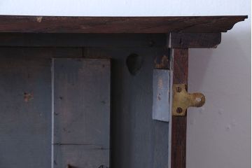 アンティーク雑貨　イギリスアンティーク　古いオーク材のおしゃれなマントルピース