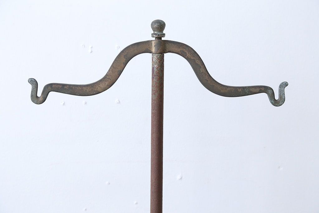 アンティーク雑貨　昭和レトロ　古いアイアン製アンティークポールスタンド