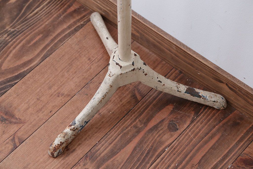 アンティーク雑貨　昭和レトロ　古いアイアン製アンティークポールスタンド